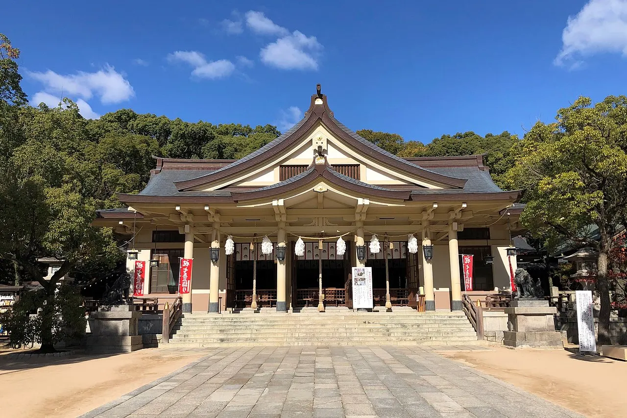 湊川神社