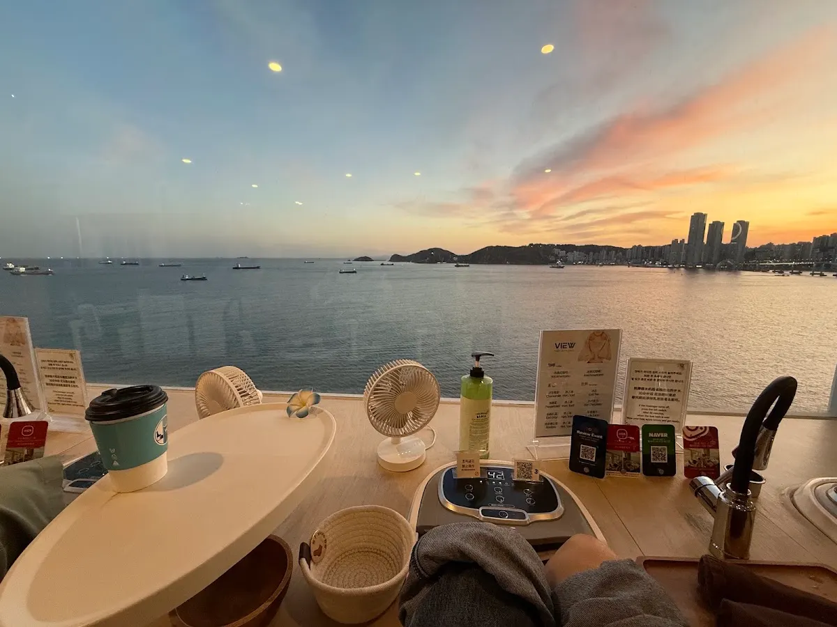 影島オーシャンビューカフェ