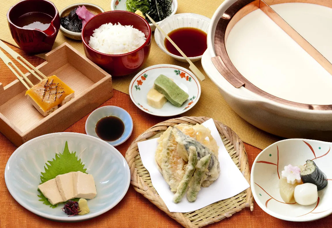 清水周辺の湯豆腐ランチ