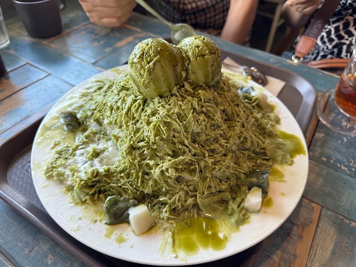 바람벽에흰당나귀(White Donkey Cafe)