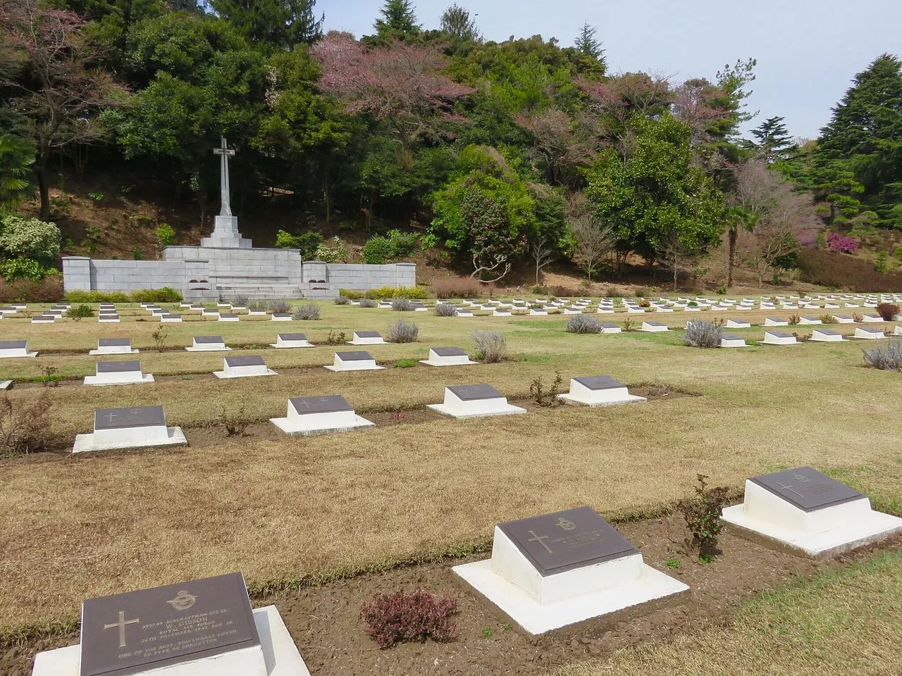 英連邦戦死者墓地