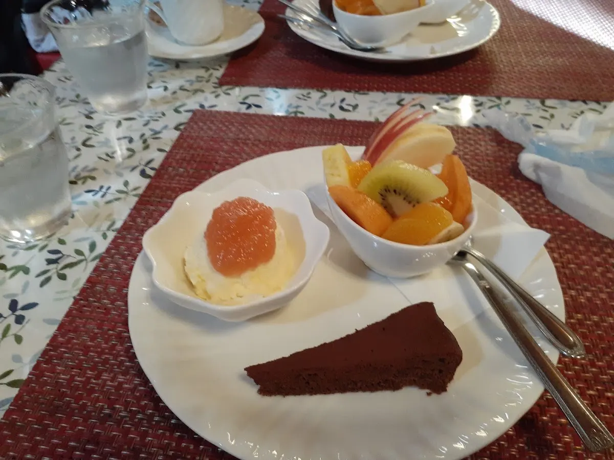 カフェテリアティティモ