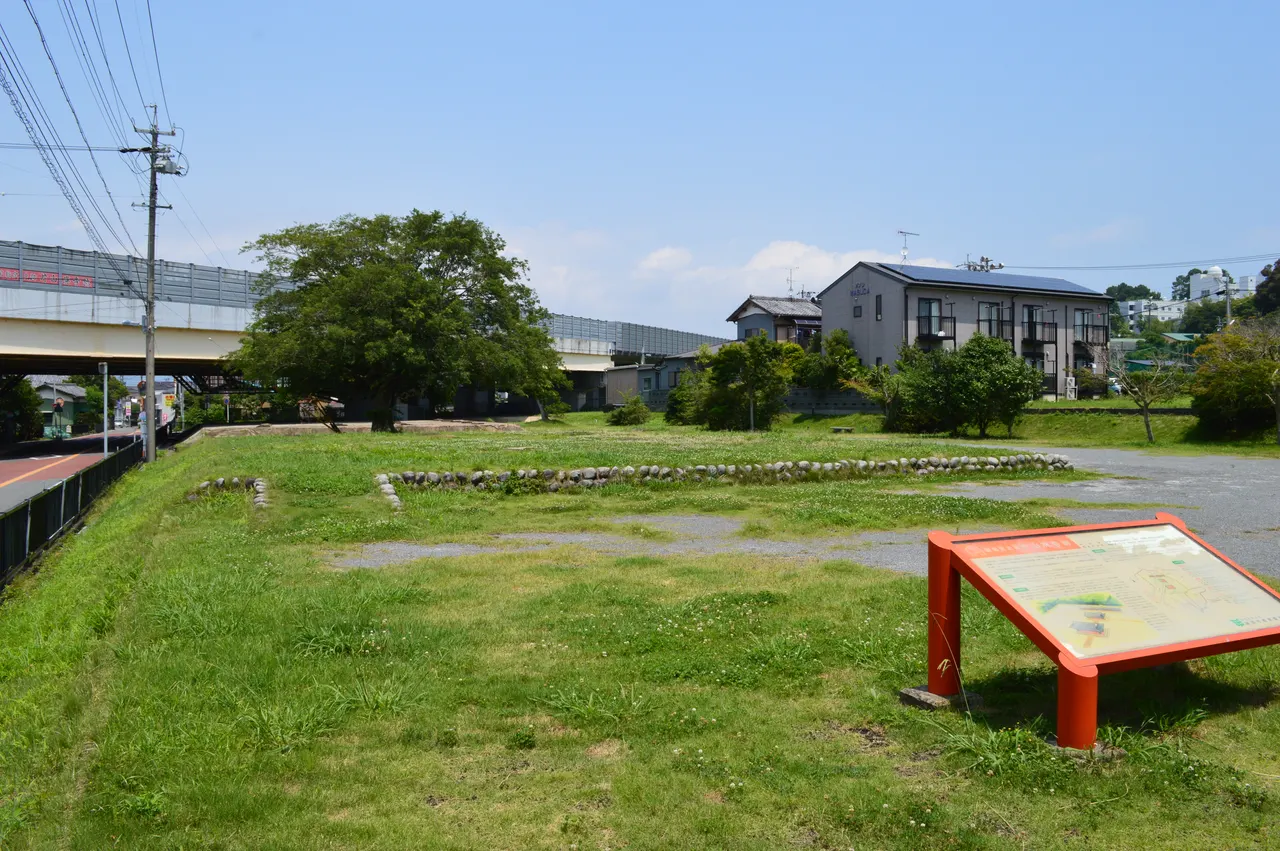 片山廃寺跡