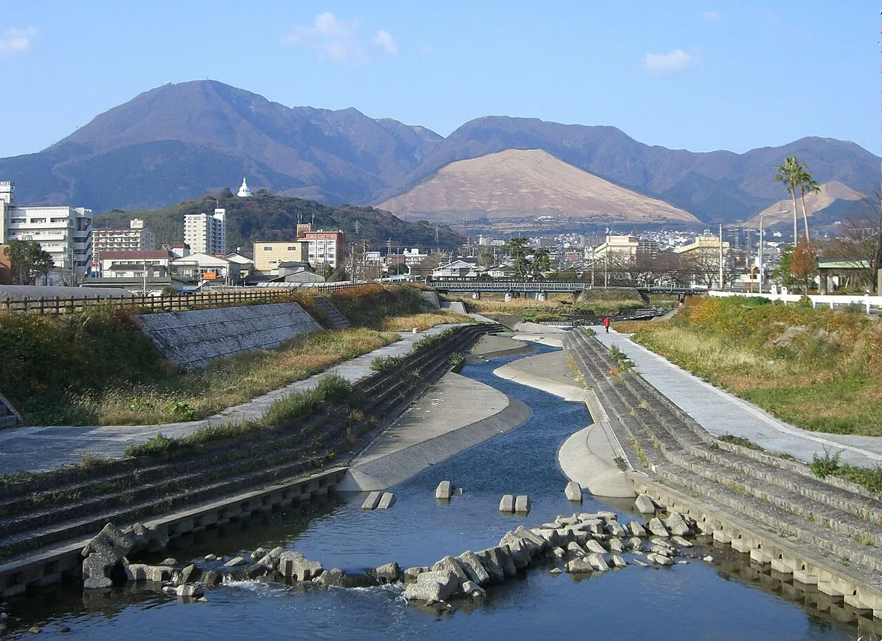 伽藍岳