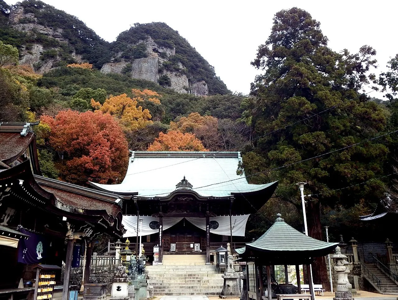 八栗寺