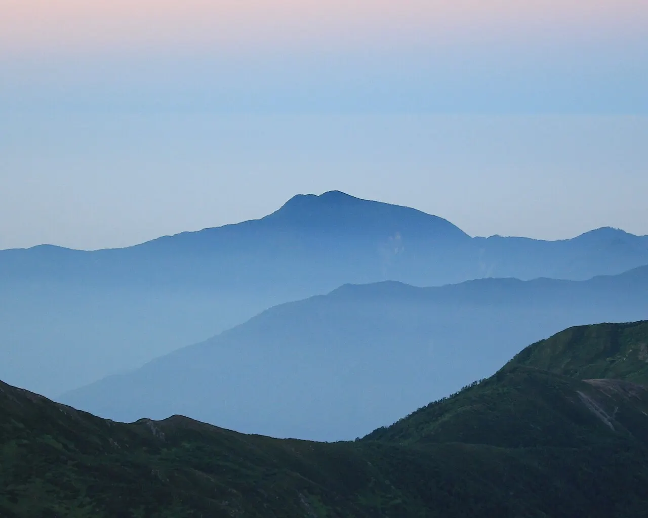 大無間山