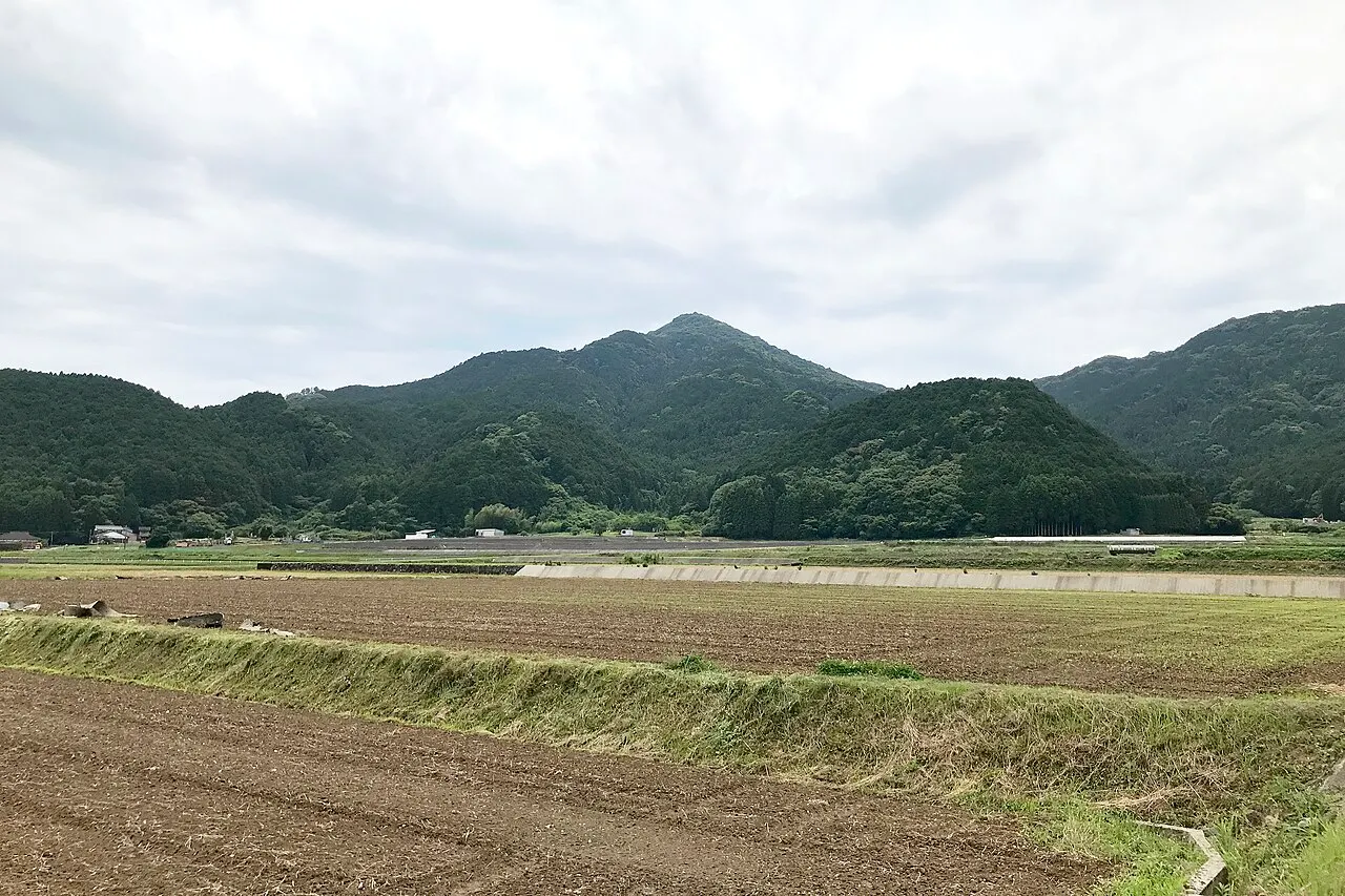 唐泉山
