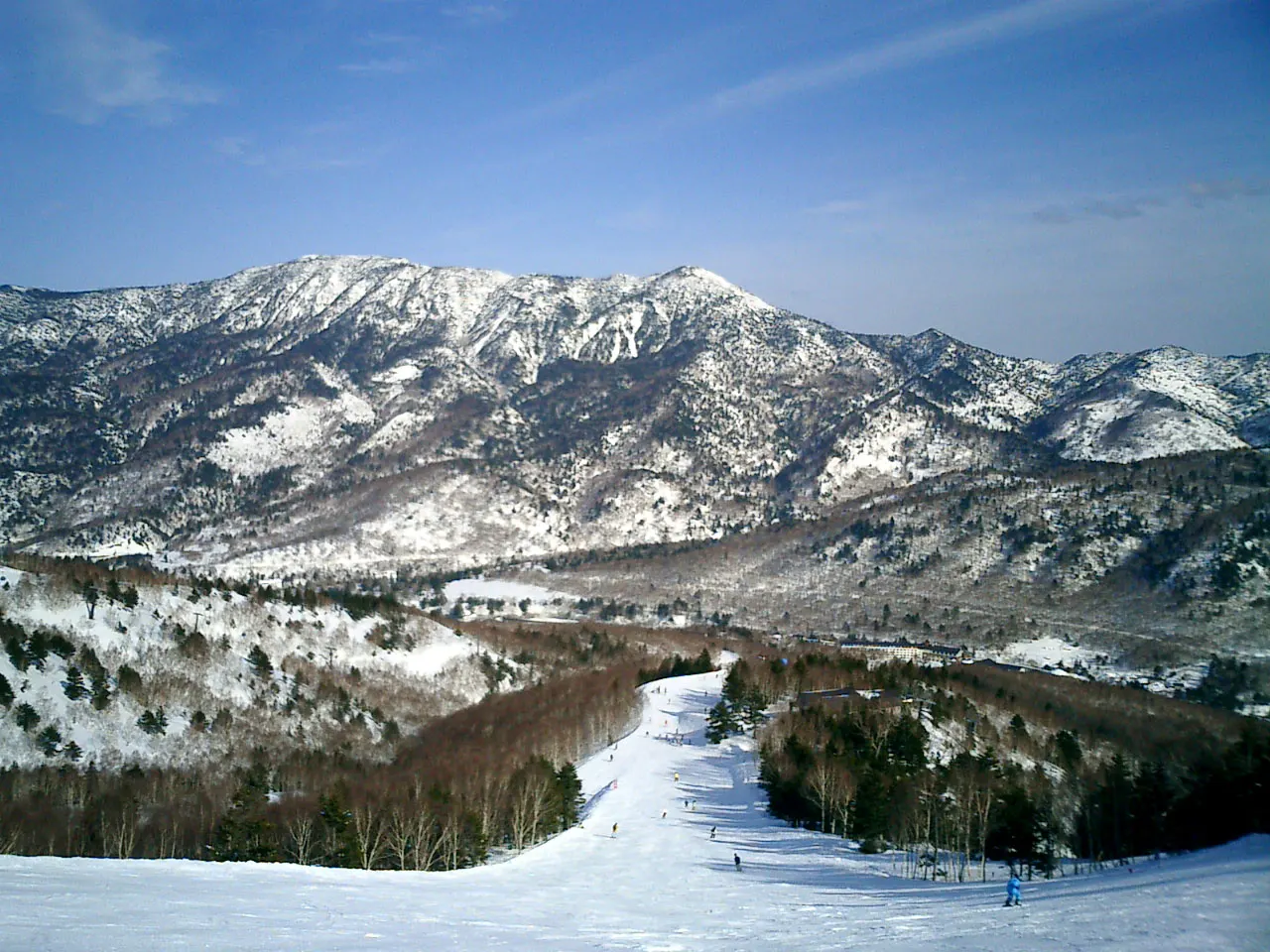 岩菅山