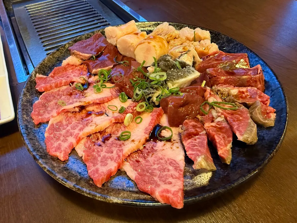 焼肉あばた