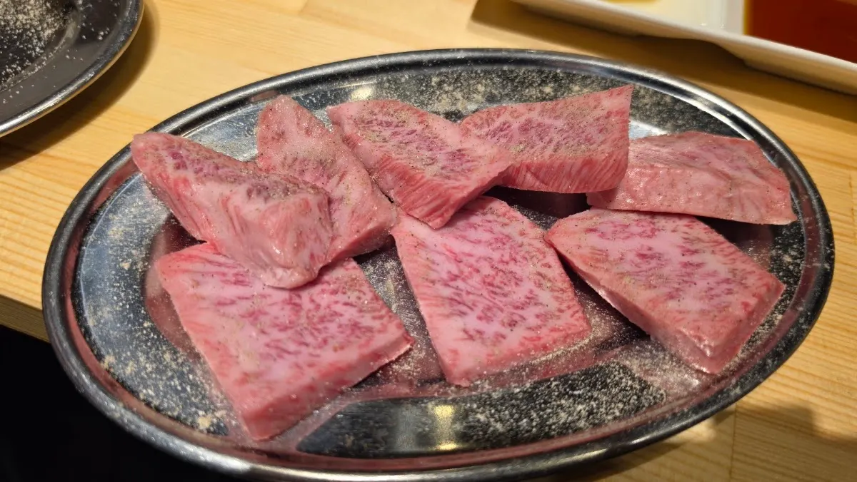 焼肉 七厘家 ほすけ