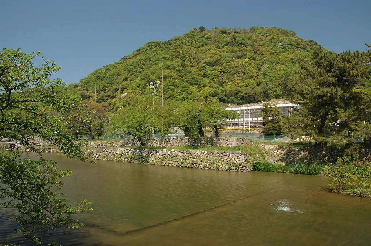久松山