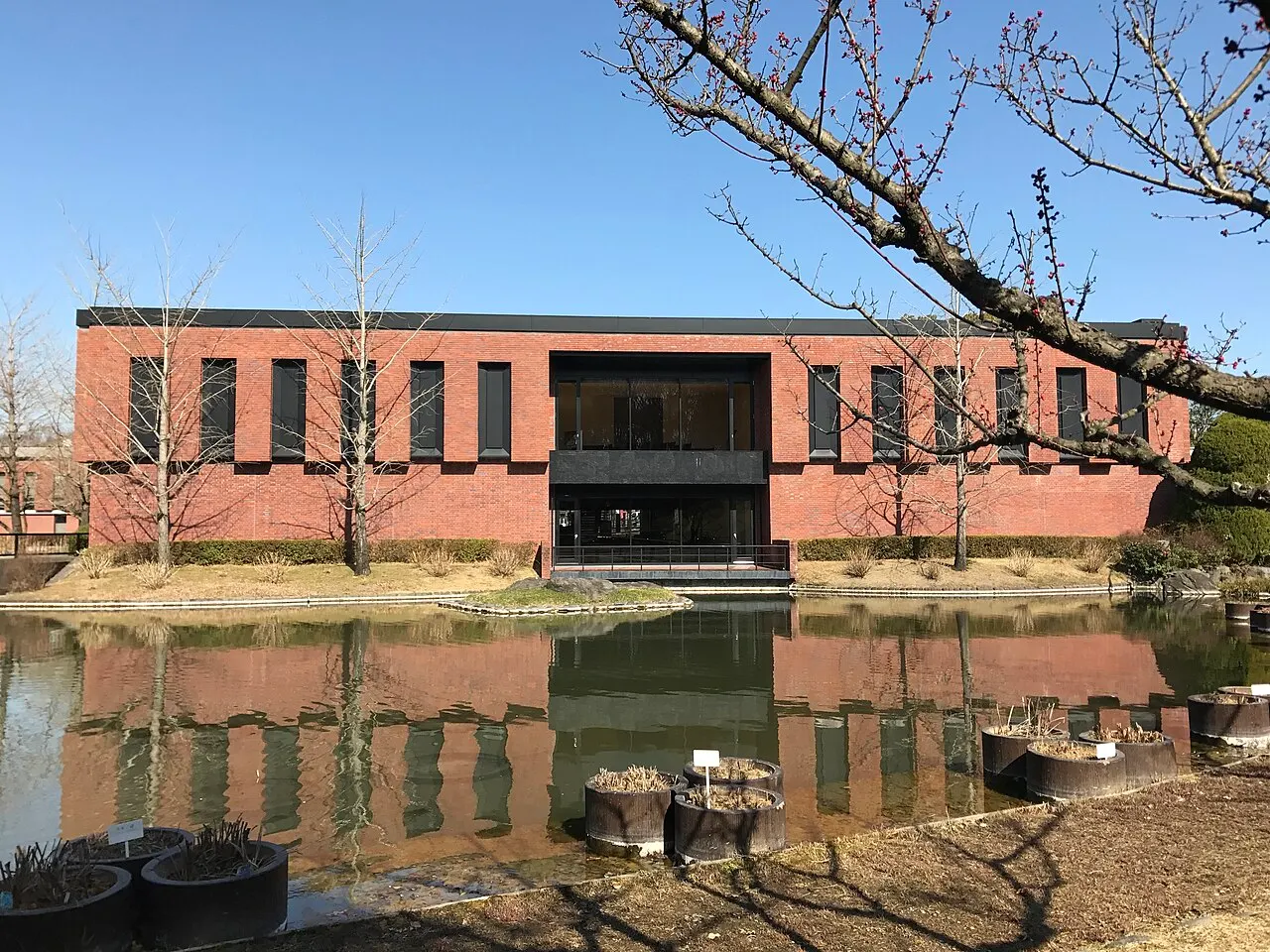 久留米市美術館