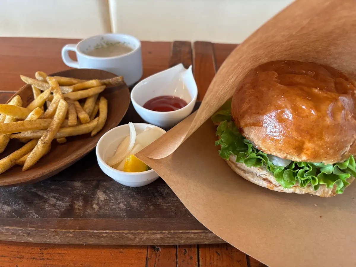クレバーカフェ 上永谷店