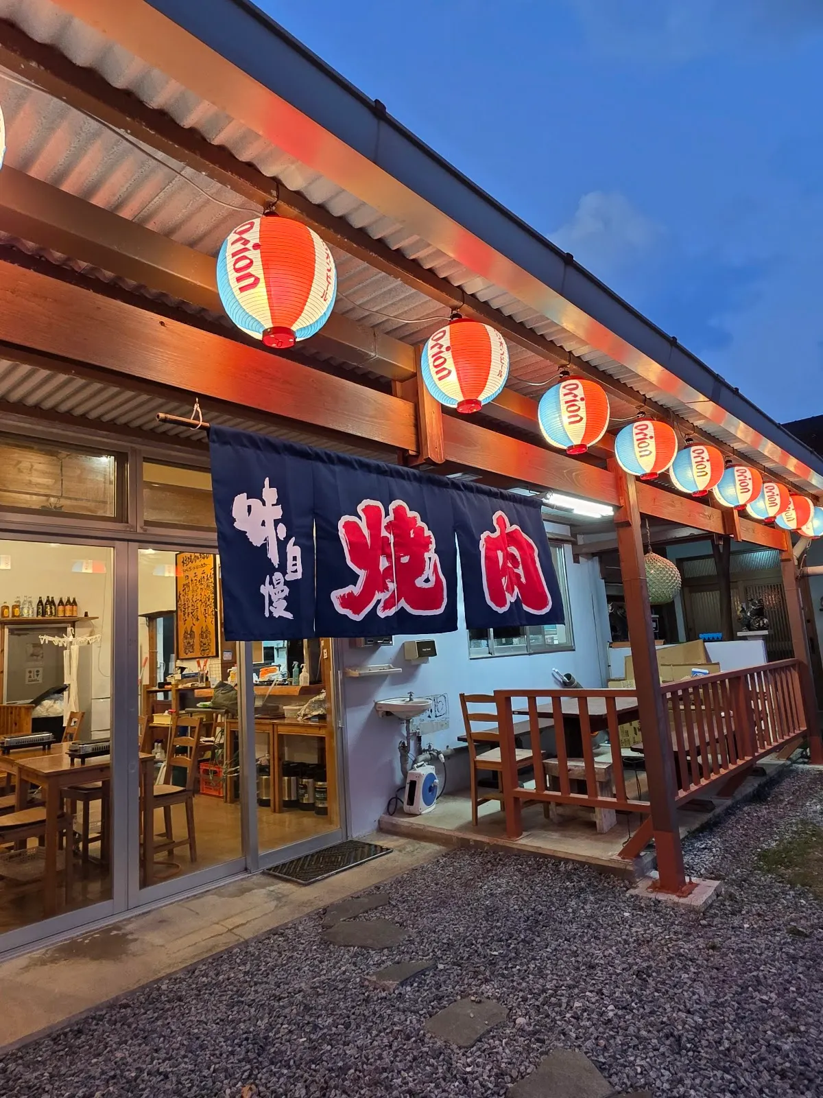 焼肉 成翠園 沖縄今帰仁店