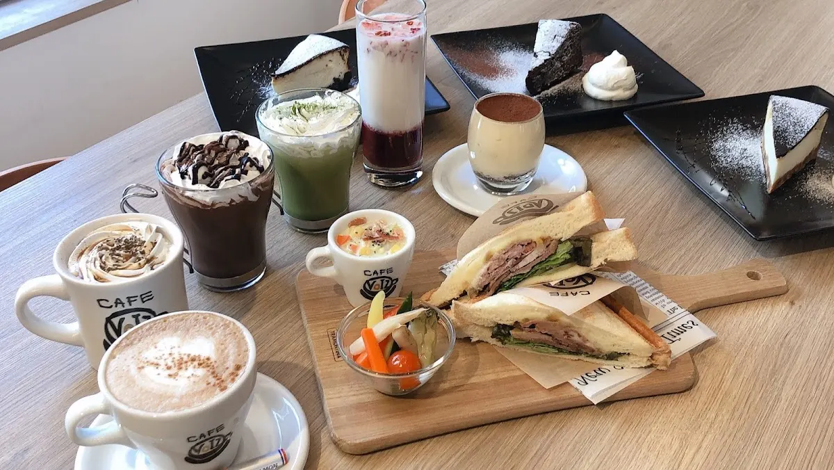 CAFE VOIZ カフェ ヴォイズ