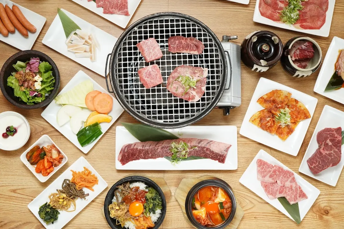 焼肉ダイニング なんべんでん