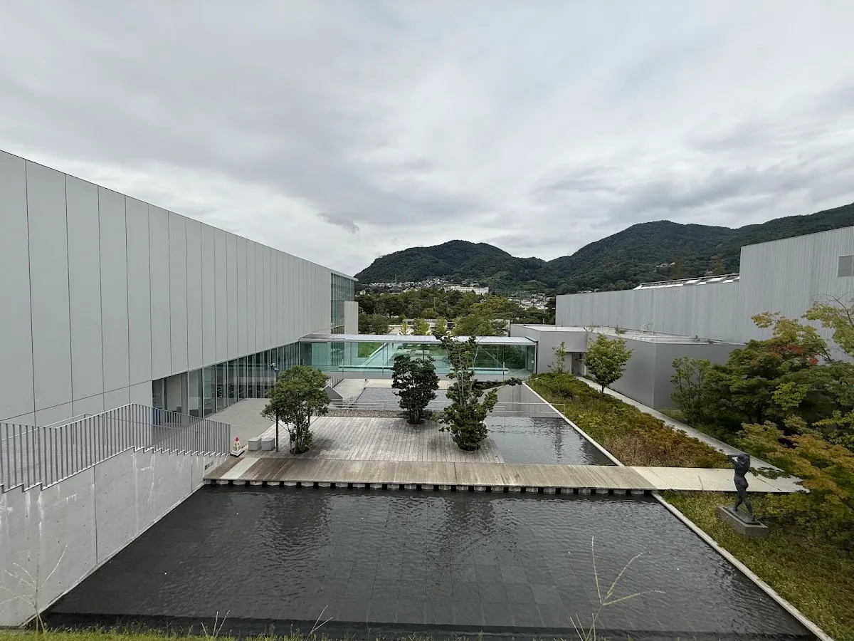 長野県信濃美術館 東山魁夷館