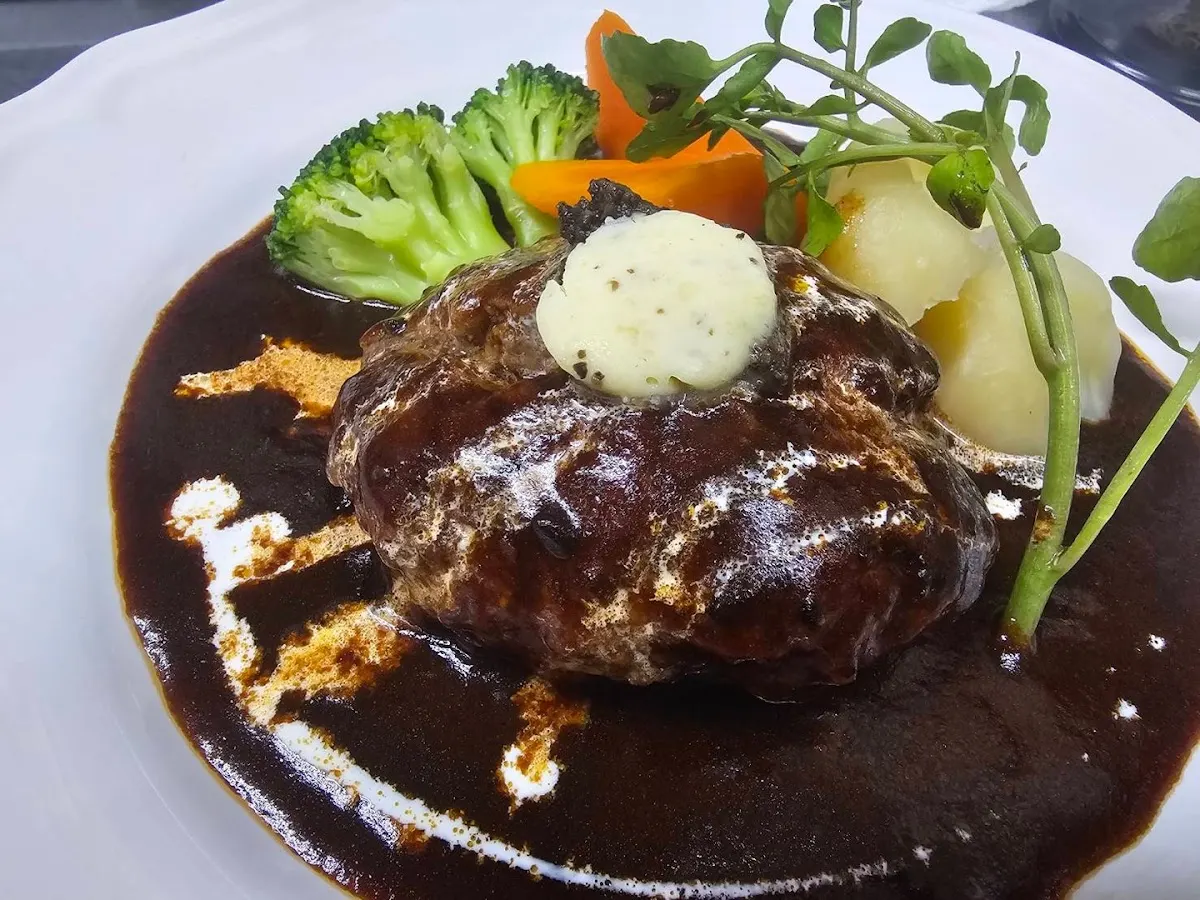 ステーキとハンバーグの店 アウトバースト&ポンタ