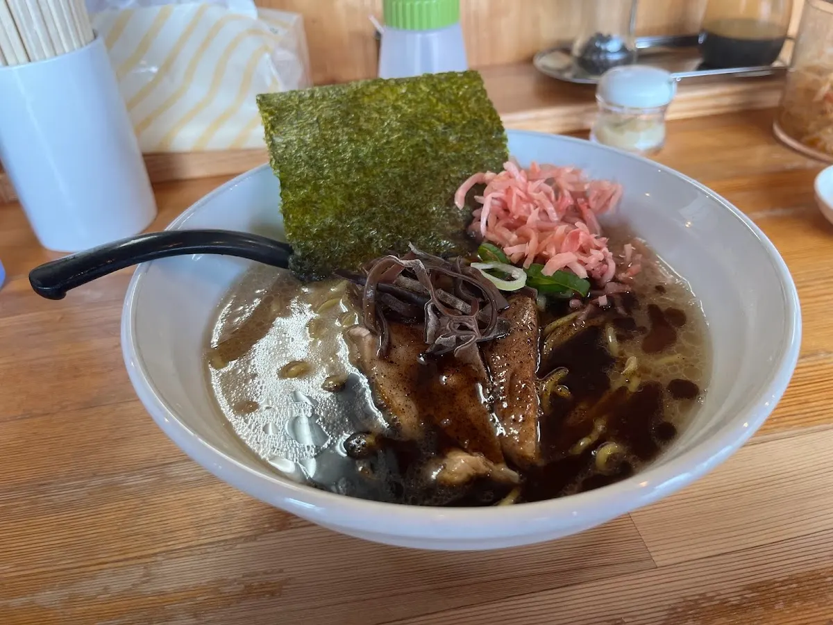 博多拉麺 KAZU かず
