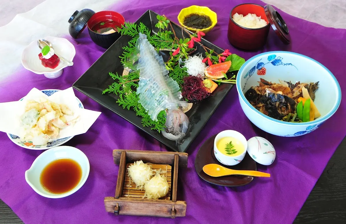 活魚料理 漁火