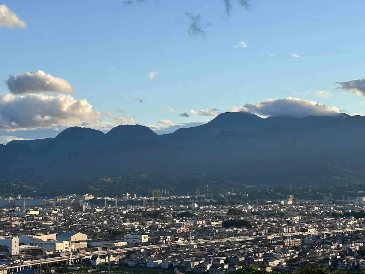 二子山