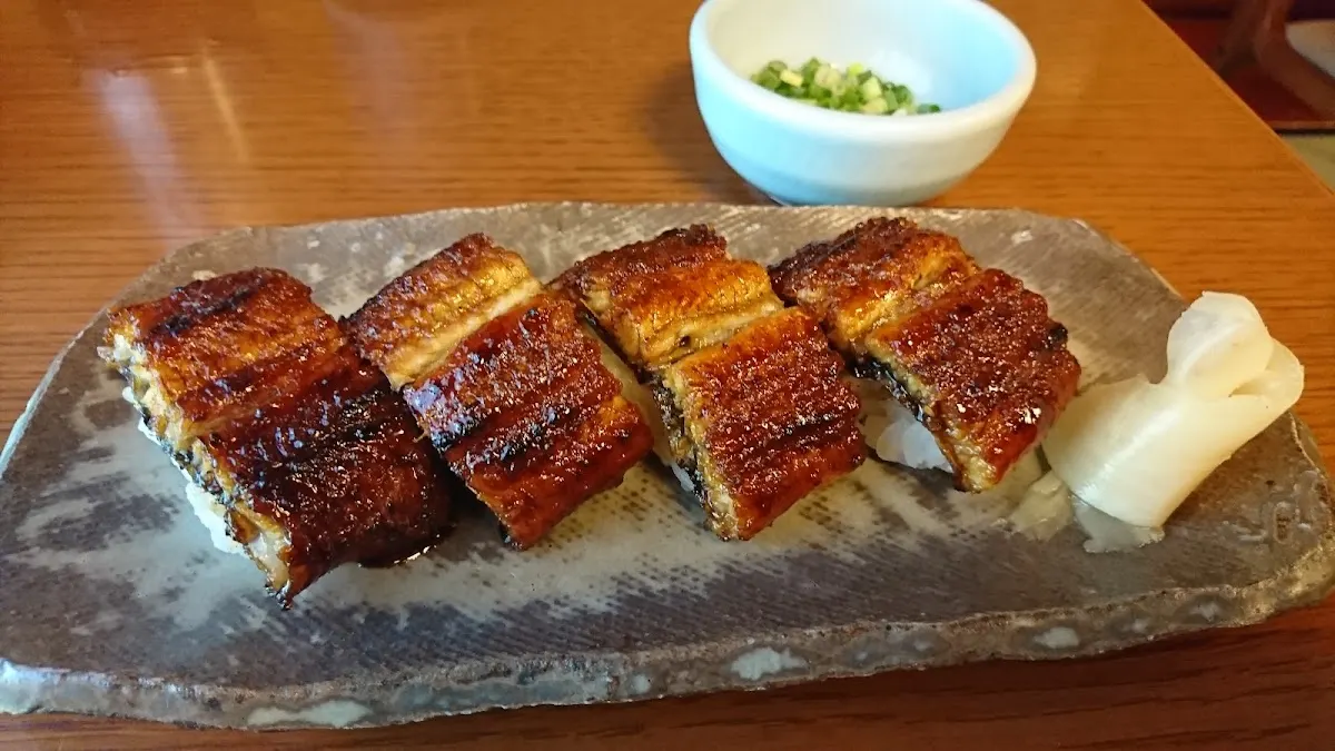 あつた蓬莱軒 本店