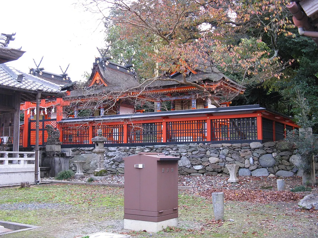丹生官省符神社