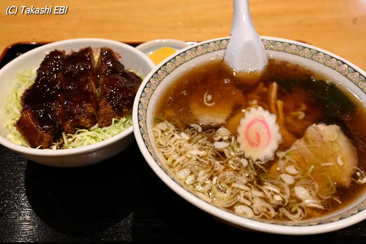 牛乳屋食堂