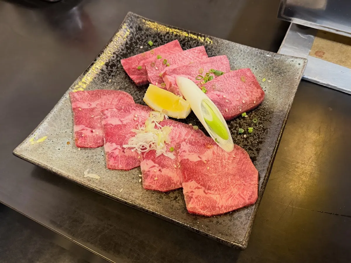 焼肉ホルモン 一直線