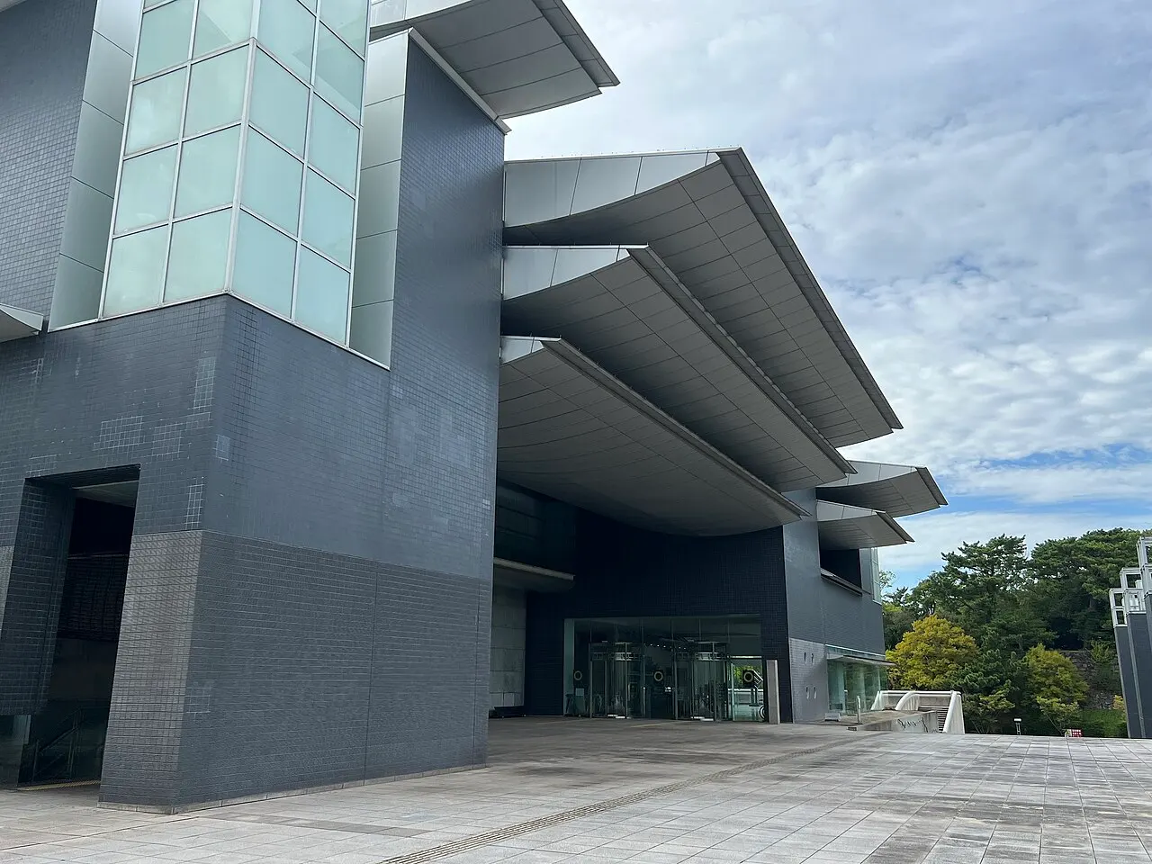 和歌山県立近代美術館