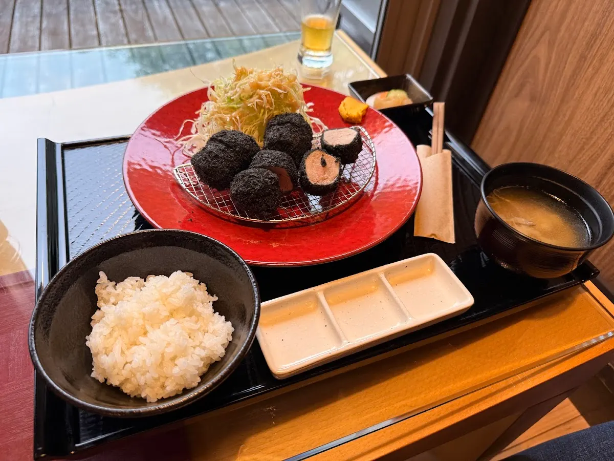 さつまや とんとん 箱根