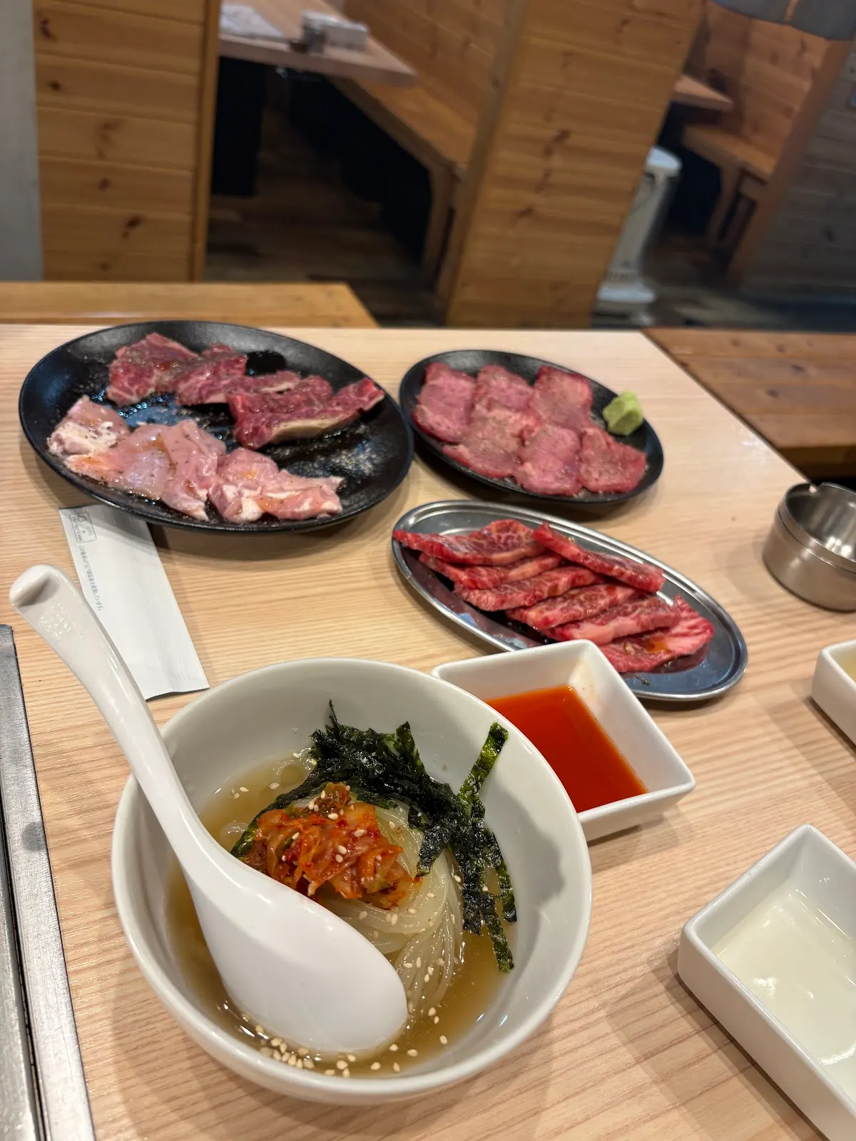 焼肉 にくみつ