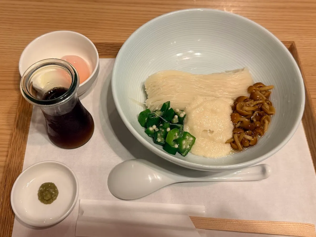 三輪山本 お食事処