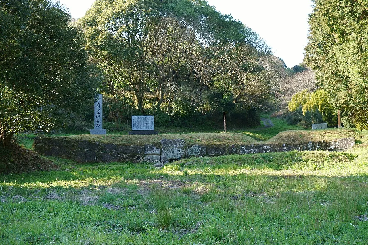 おつぼ山城