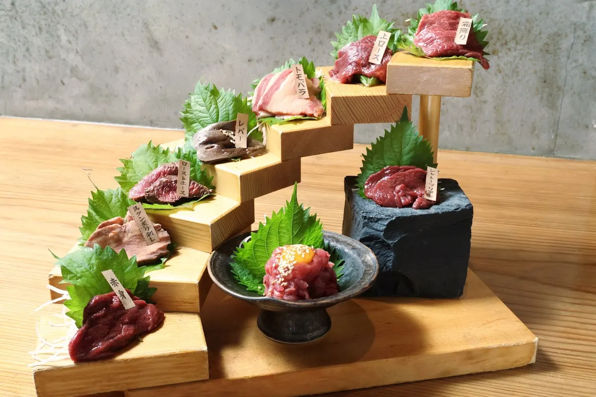 馬肉と炉端焼き きてあ