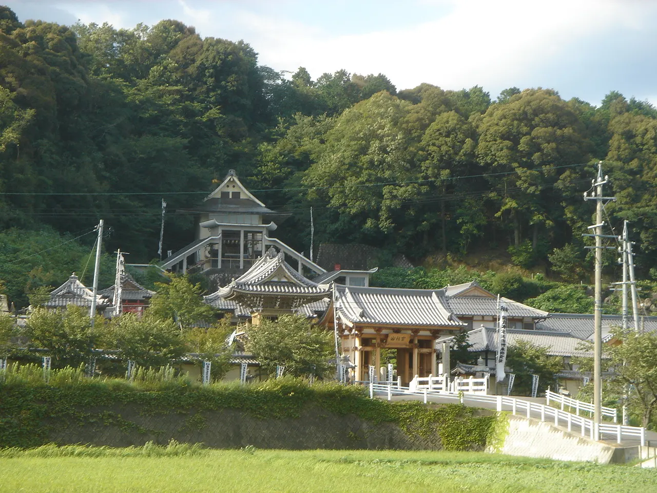 美濃国分寺