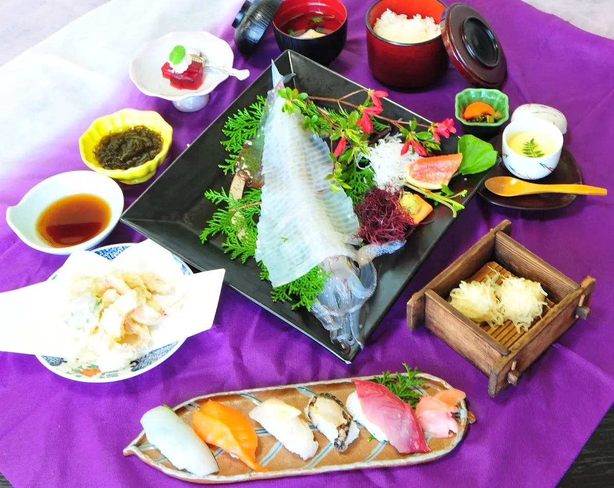 活魚料理 漁火
