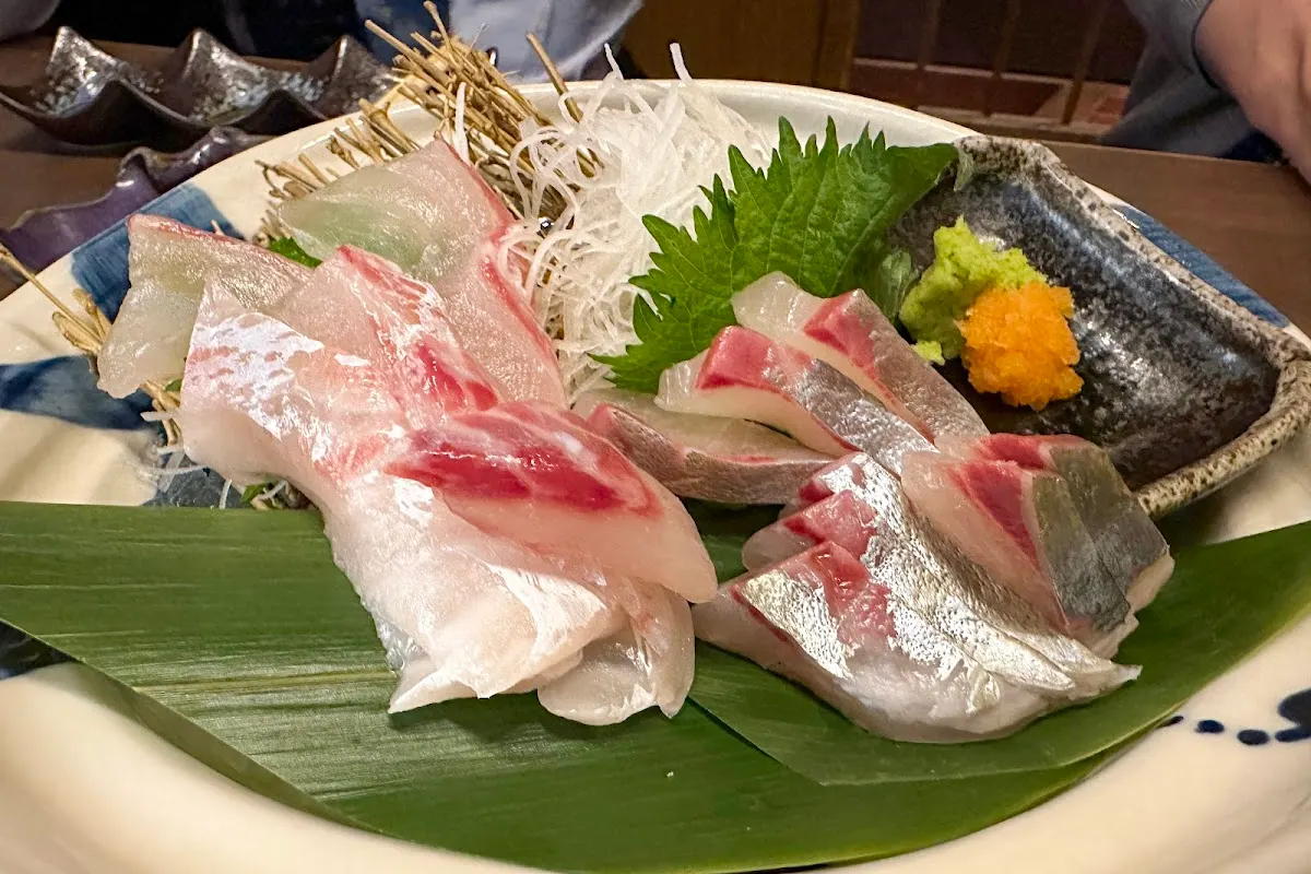 つくよみ 離れ 博多