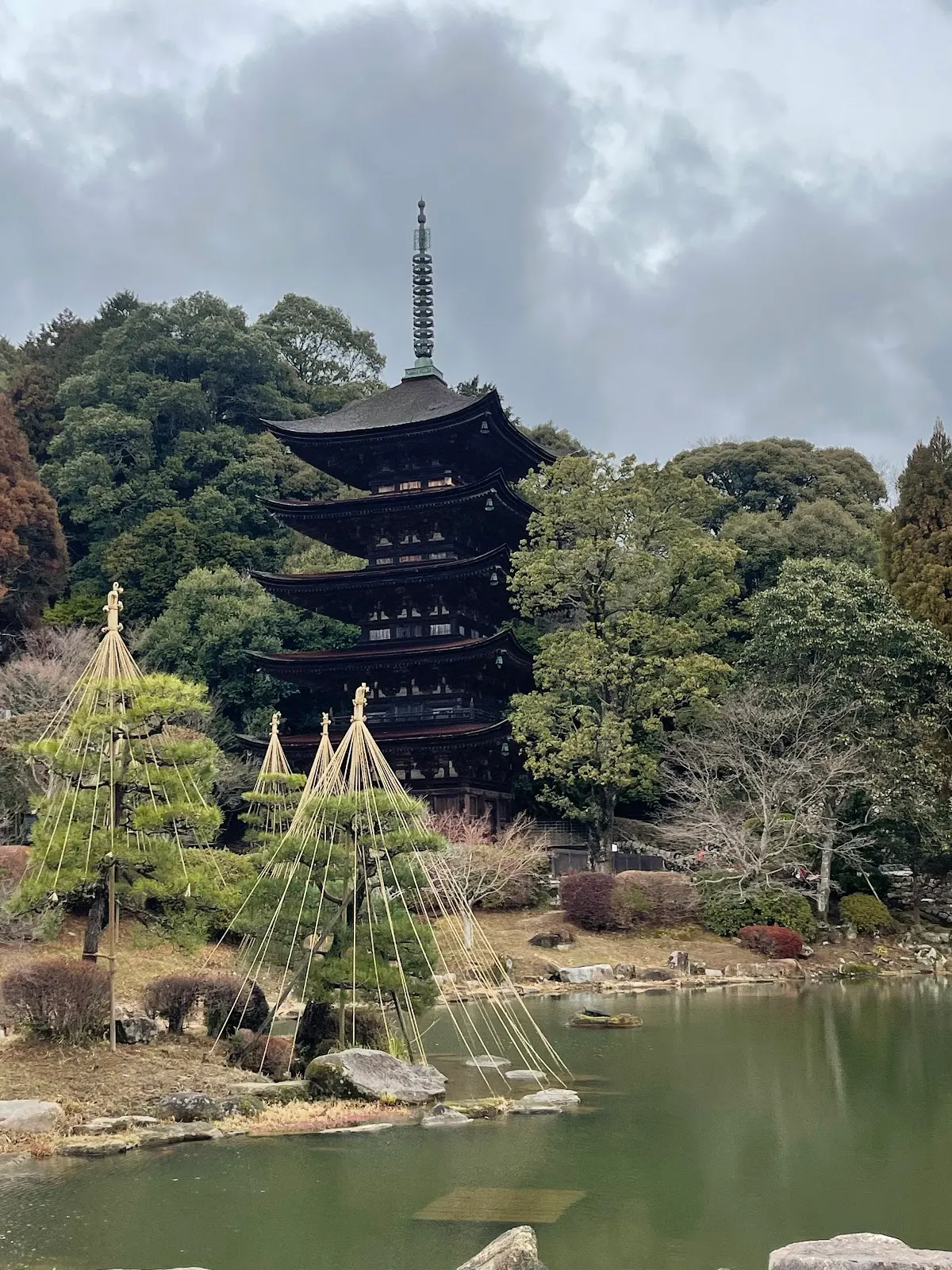 瑠璃光寺資料館