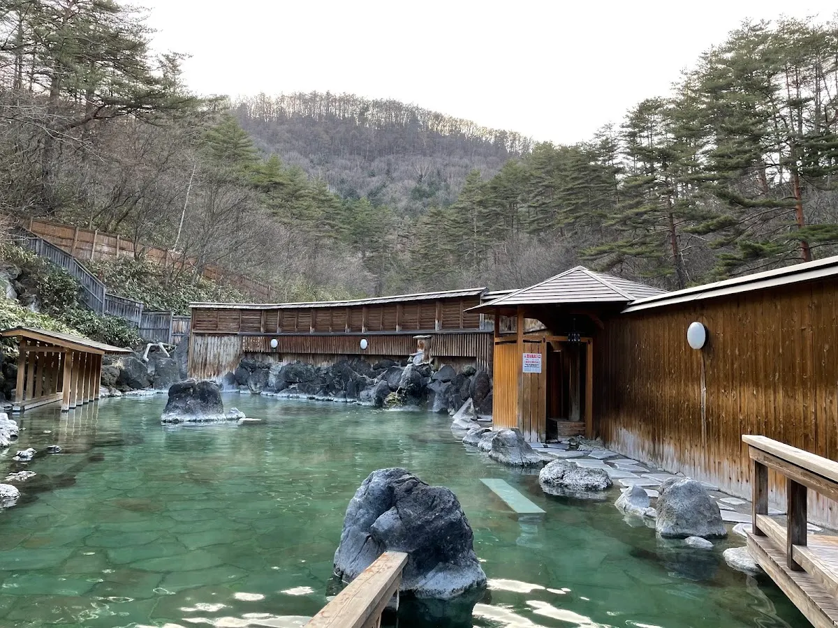 草津温泉 西の河原露天風呂