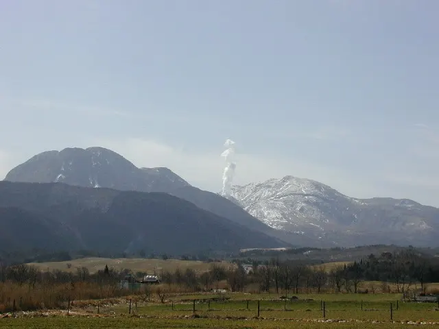 九重山