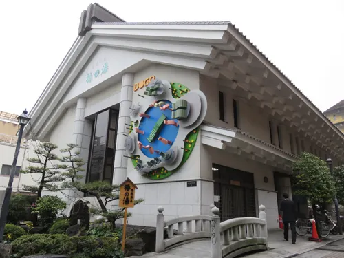 愛媛2泊3日モデルコース：道後温泉と松山城、歴史と文化を巡る旅
