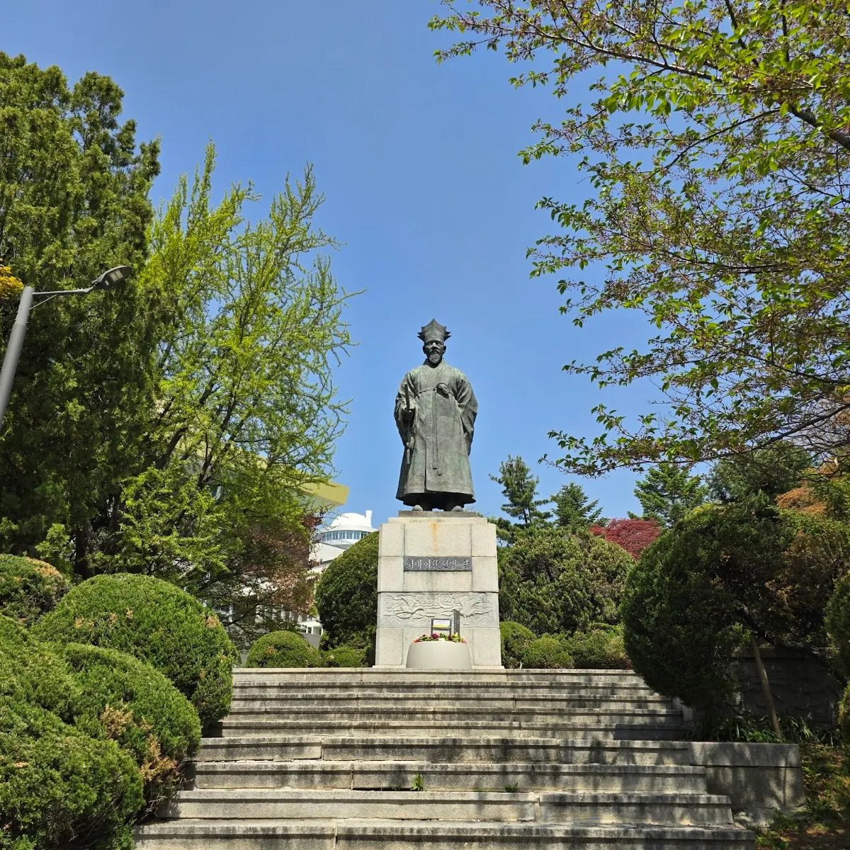 남산도서관 구내식당(ナムサンドソグァンクネシクダン)