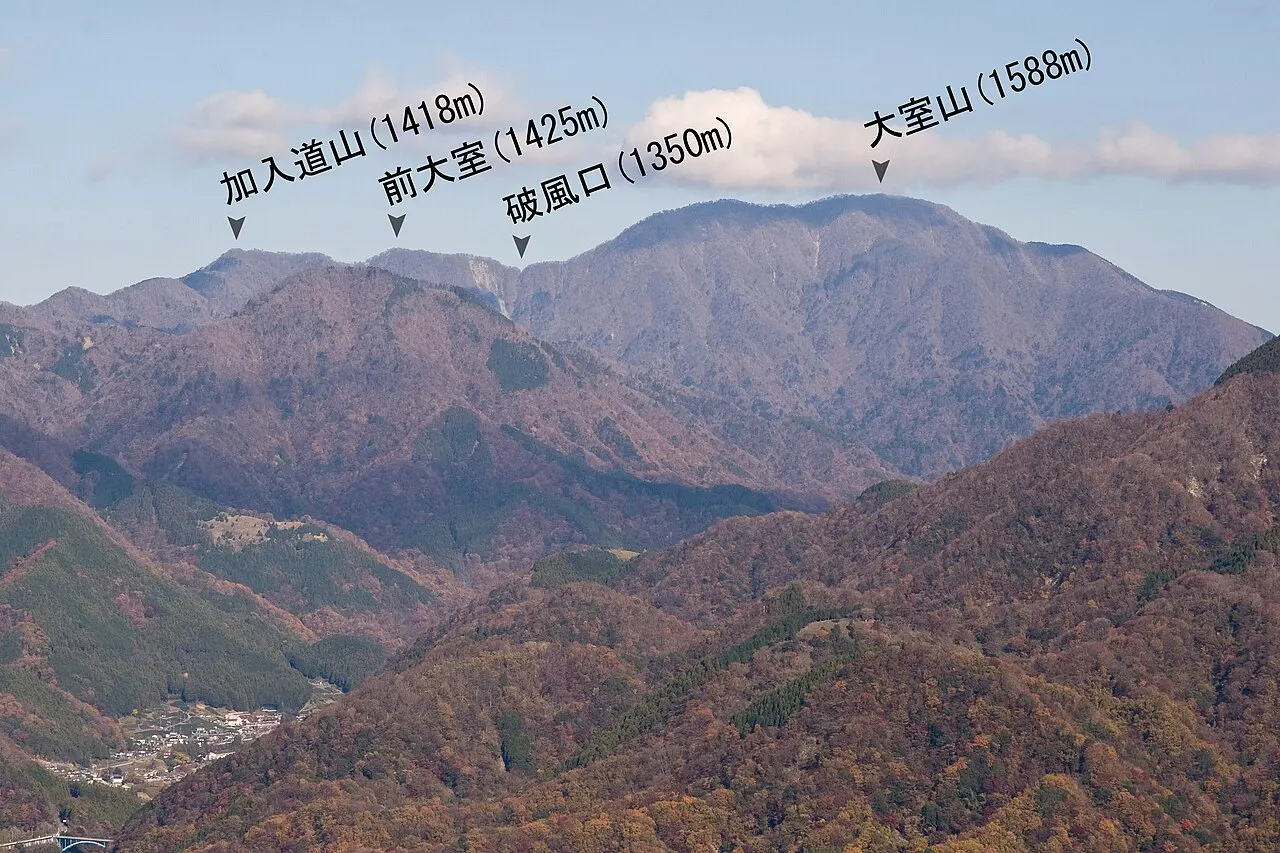 前大室