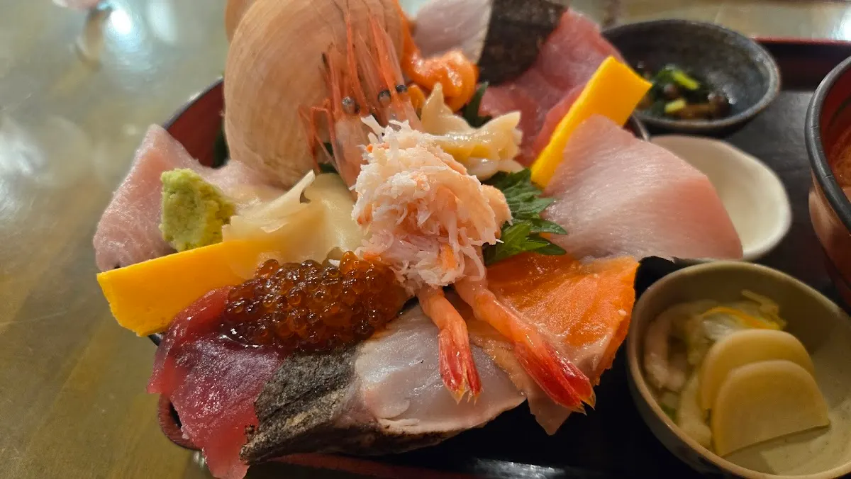 かに海鮮問屋 魚どん亭
