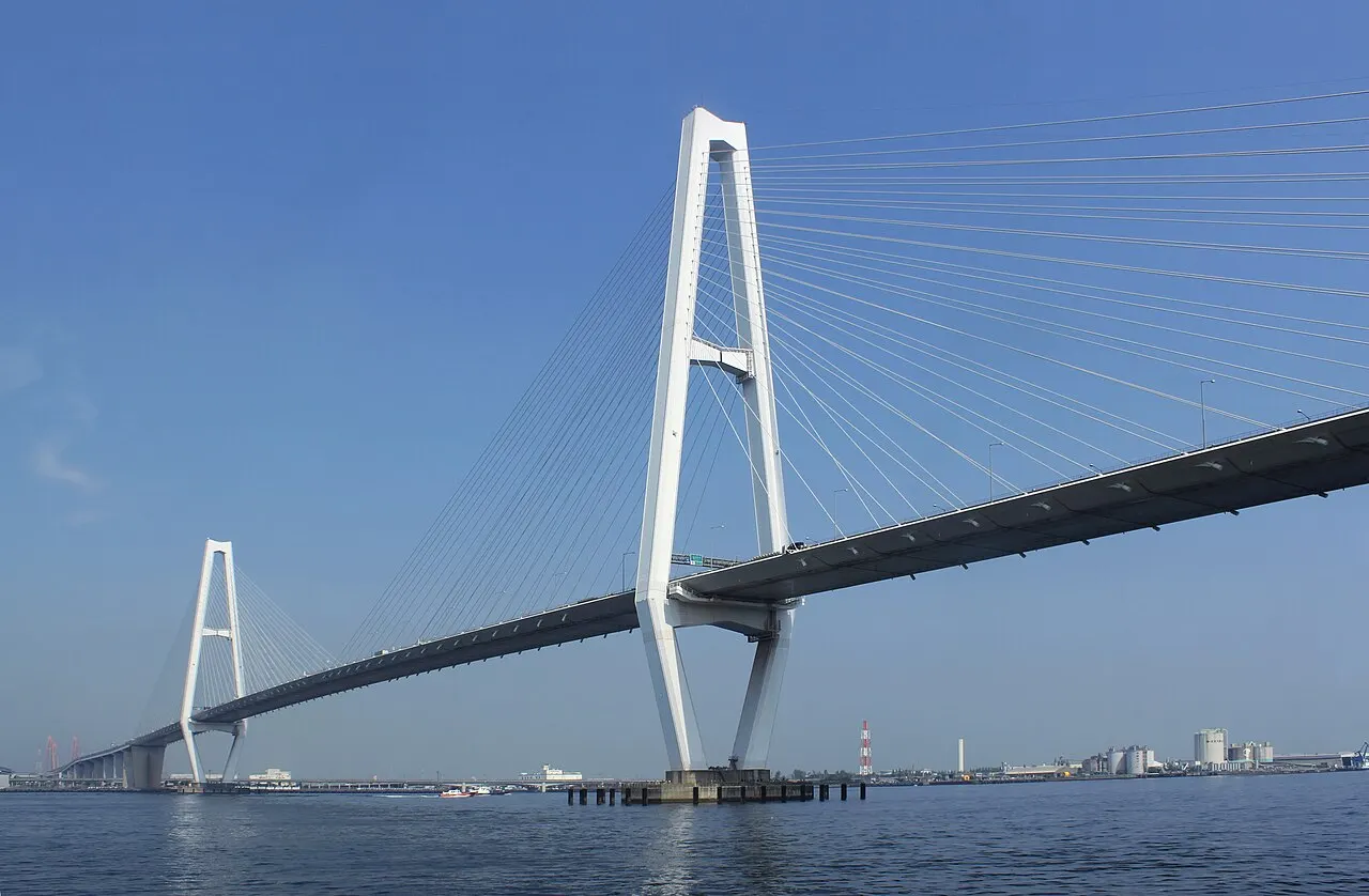 名港中央大橋
