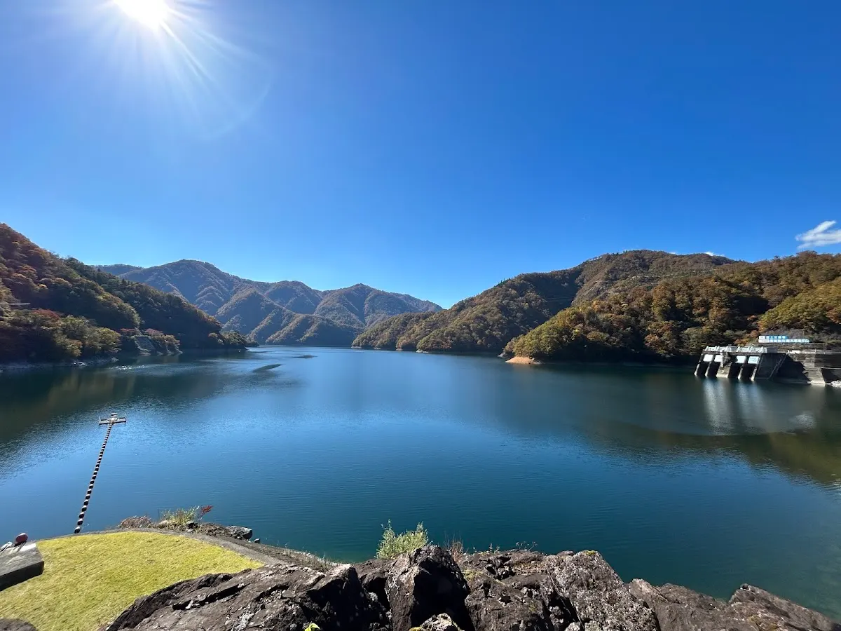九頭竜湖
