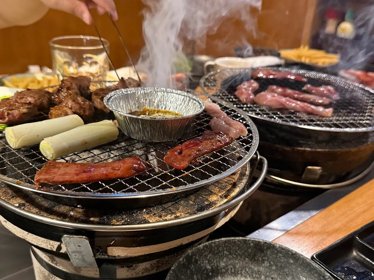 国産牛焼肉食べ放題 肉匠坂井 高知野市店