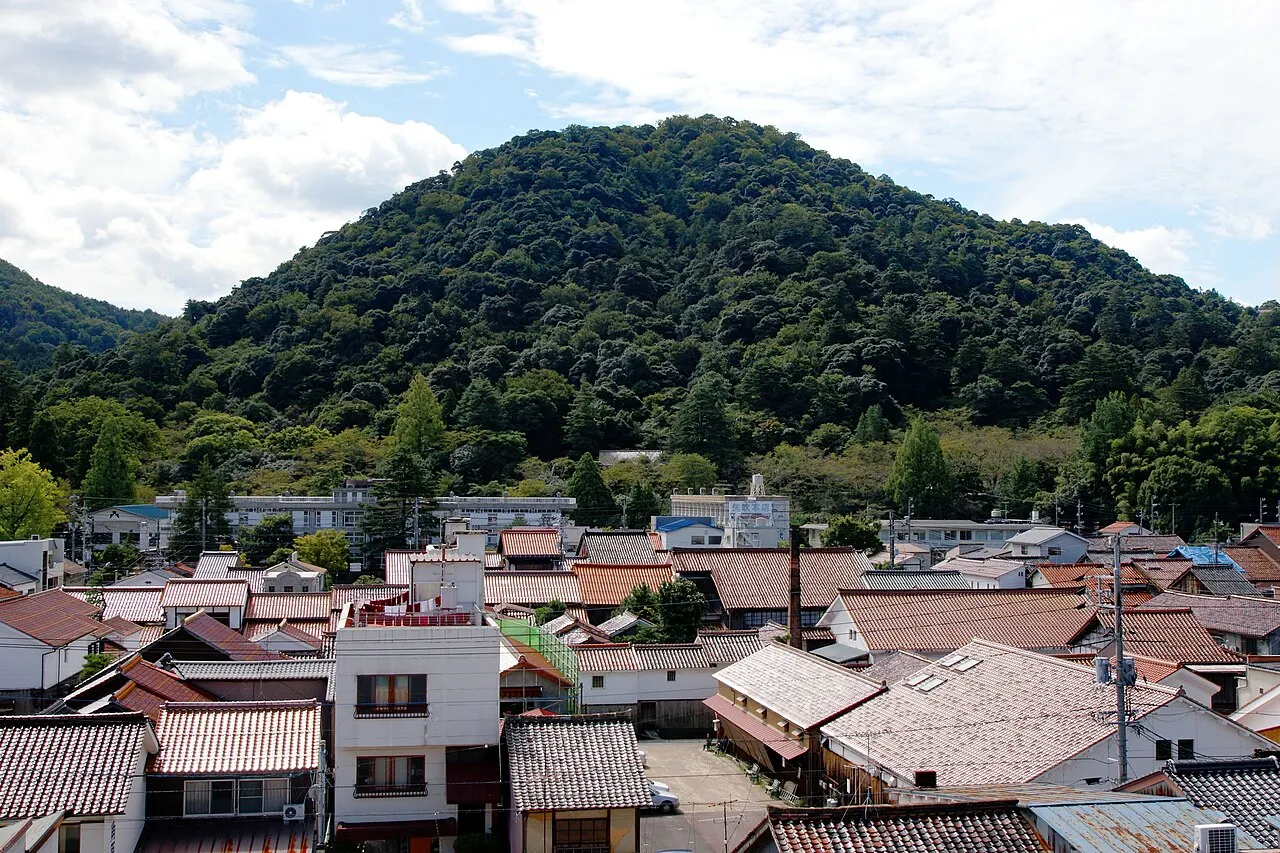 打吹山