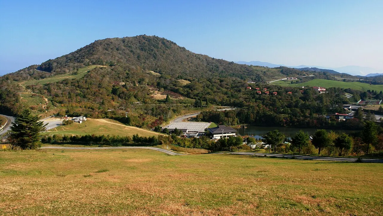 茶臼山